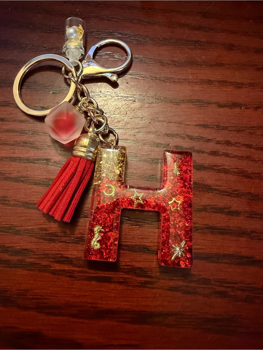 ✴️New✴️Red Glitter 'H' Keychain Tassel Charm